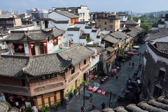 HuangShan XueYuan HuiZhou WenHua ChenLieGuan