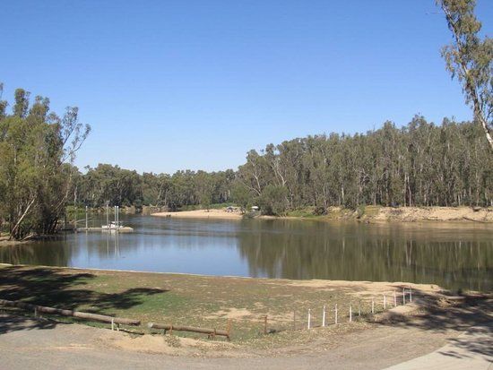 Tocumwal Foreshore Market