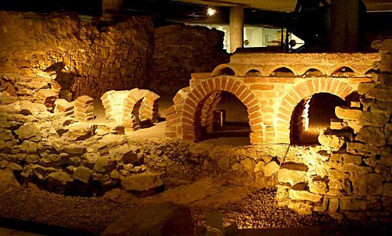 Roman thermae in Campo Valdes
