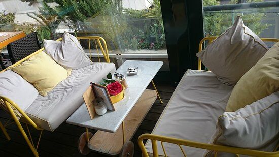 Klytemnistra Live Music Bar Restaurant Cafe