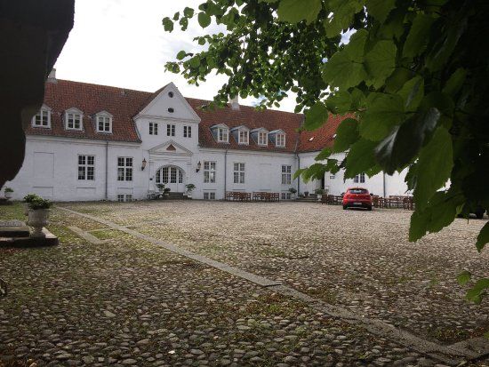 Store Restrup Herregaard Restaurant