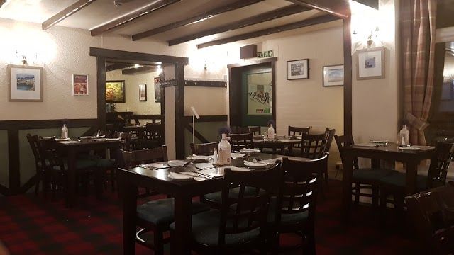 Upper Largo Hotel & Restaurant