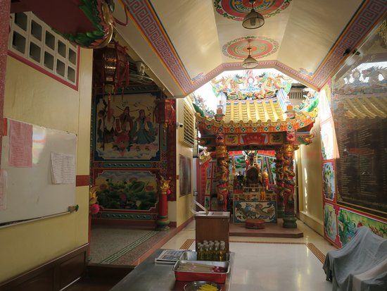 Chao Pho Mae Klong Shrine