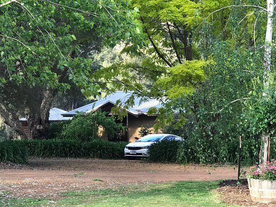 Jalbrook Estate Gardens