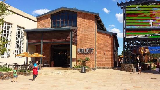 Publicity Bar and Grill