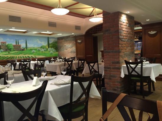 Oliva Restaurant