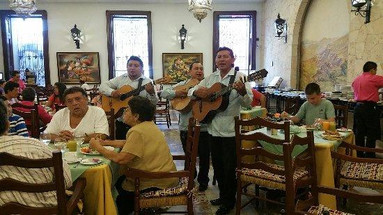 EL Calmantino
