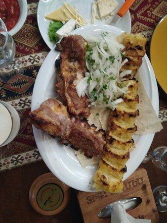 Pandok Mets Hayq