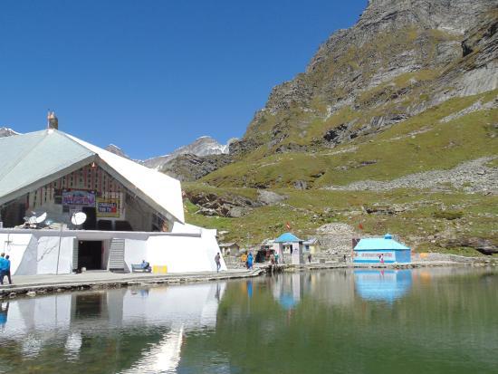 Gurudwara Hemkund Sahib