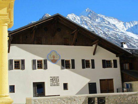 Musee d'Art Sacre de Saint Nicolas de Veroce