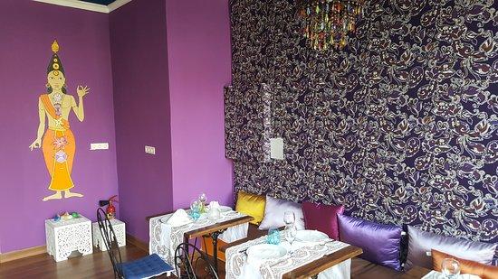 Taj Mahal Tandoori Lorca