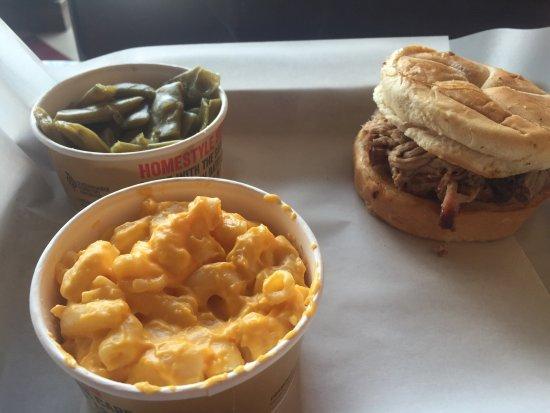 Dickey's Barbecue Pit