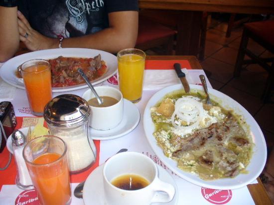 Meson Garibaldi Poblano