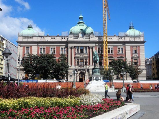 Prince Mihailo Monument