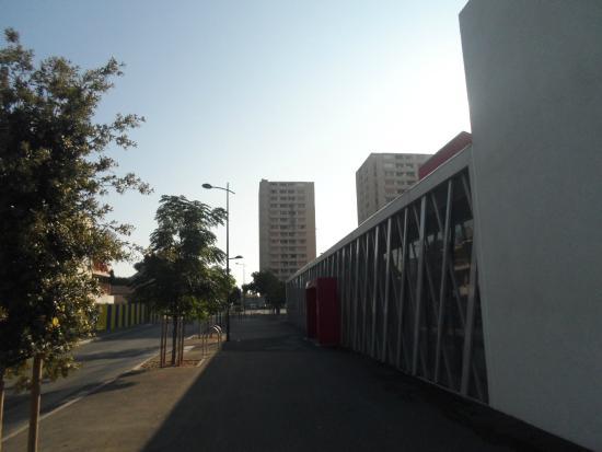 Mediatheque Andree Chedid