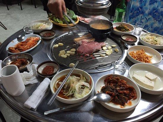 Aunt's Briquet Grill