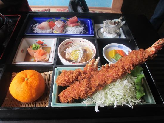 Restaurant in Green Environment Kazumura Main Store