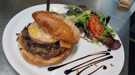 La Table De Leontine