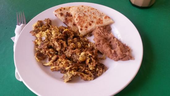 Dona Lola Cenaduria Koki's