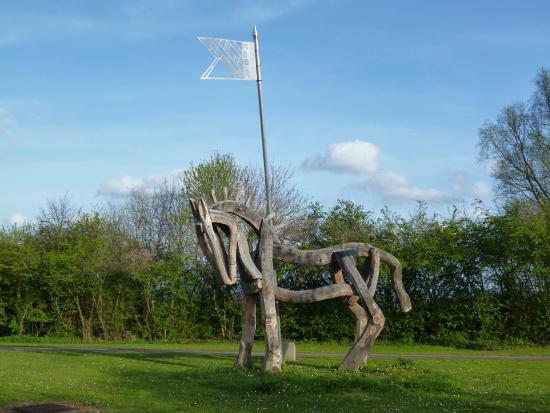 Tewkesbury Battlefield Commemorative Sculptures