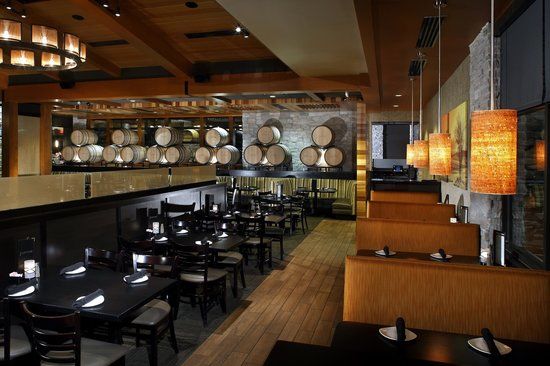 Cooper's Hawk Winery & Restaurant