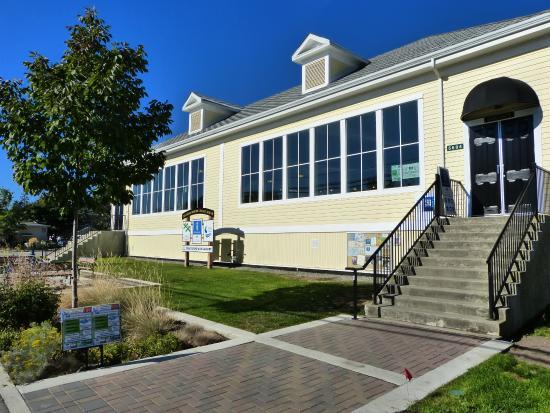 Peachland Art Gallery