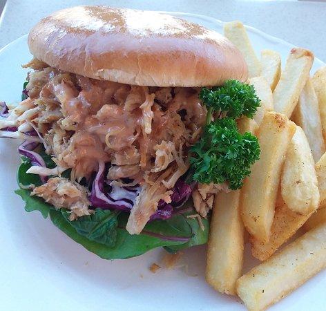 Mumma Buzz Cafe 'N' Takeaway