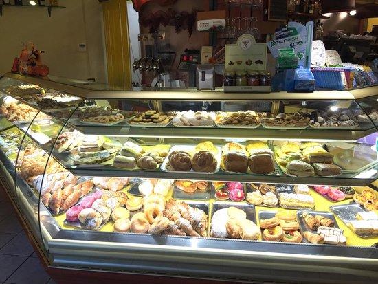 Pasticceria Olivi Caffetteria Marinella