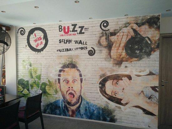 Buzz Grill & Cocktails