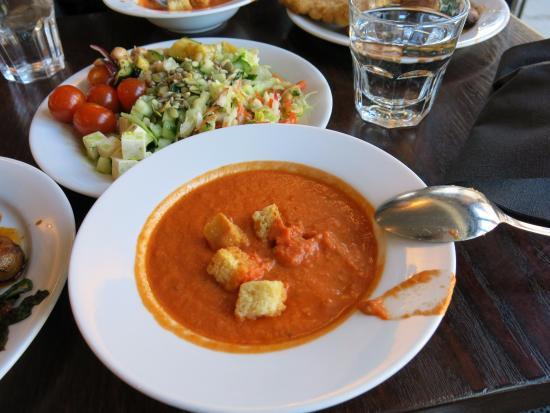 Marski Bar & Restaurant