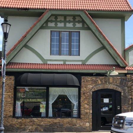 Grandma's Goodies & Gumbo