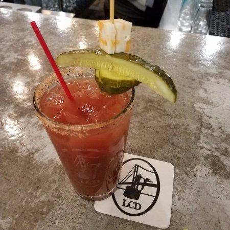 Les Cheneaux Distillers