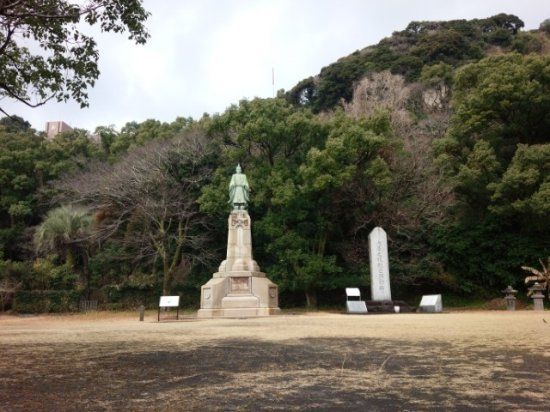 Statue of Shimadzu Nariakira