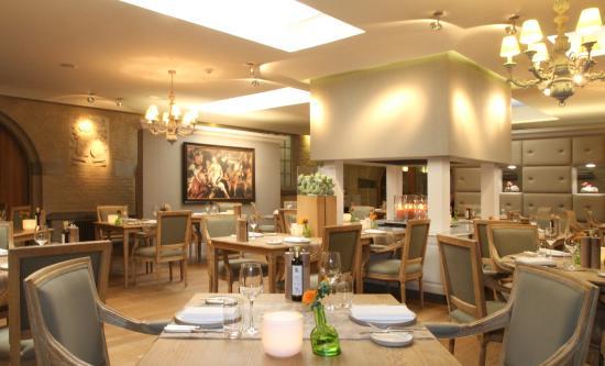 Le Bistrot at La Butte aux Bois