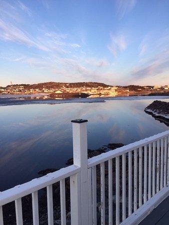 Annie's Harbour Restaurant