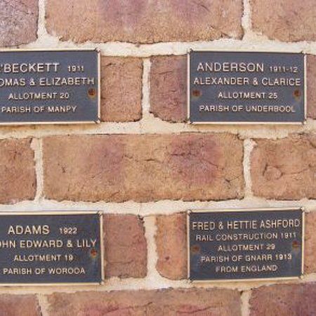 Underbool Pioneer and Early Settlers Memorial