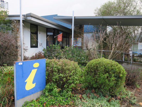 Mount Beauty Visitor Information Centre & Museum