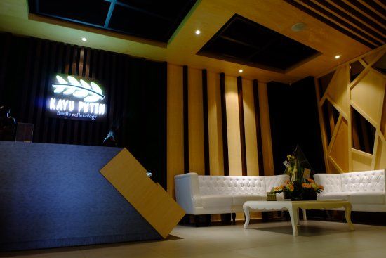 Kayuputih Family Reflexology