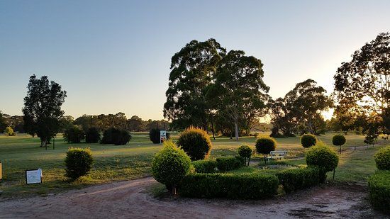 Tanilba Bay Golf Club