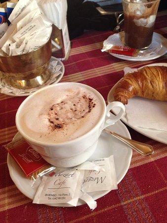 Mozart Cafe
