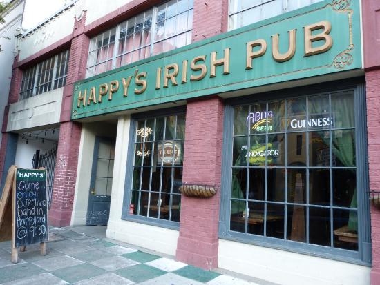 Happy's Irish Pub