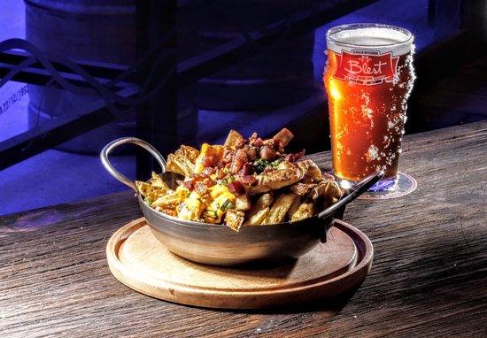 Club Cervecero Blest Pilar