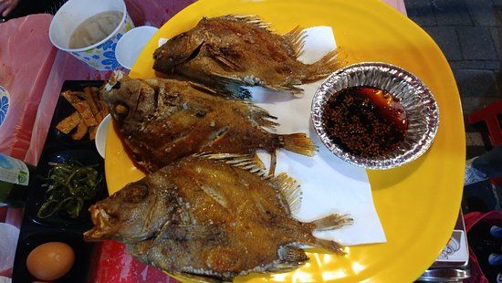 Yeosu Nangman Pocha Street