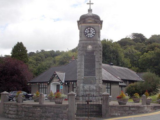 Y Felinheli Memorial Clock Tower