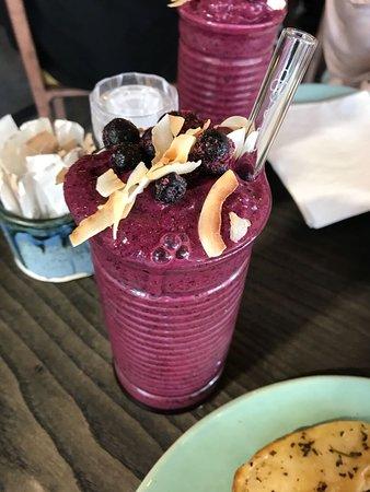 Lexi's Healthy Eatery