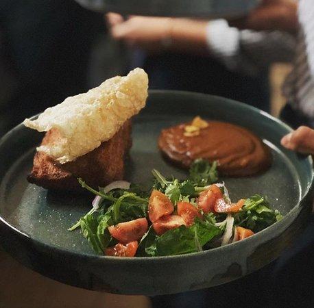 La Divina Restaurante & Bar