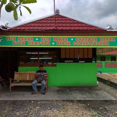 Bebek Goreng Pak Koes