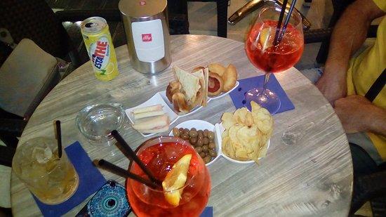 Dejavu Lounge Bar