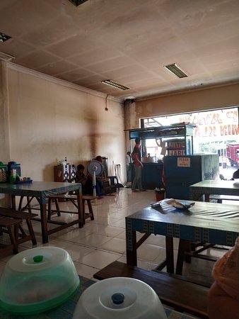 Sop Ayam Pak Min Klaten