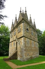 Rushton Triangular Lodge
